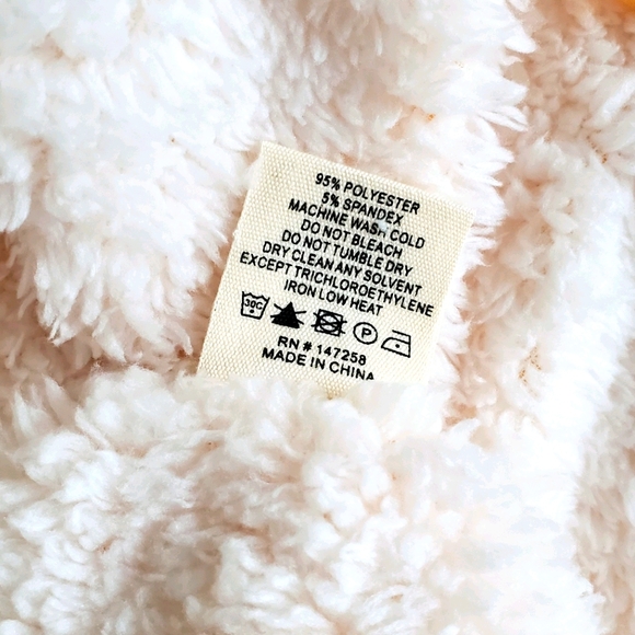 Simply Southern Sherpa Dress Size S - Picture 6 of 7